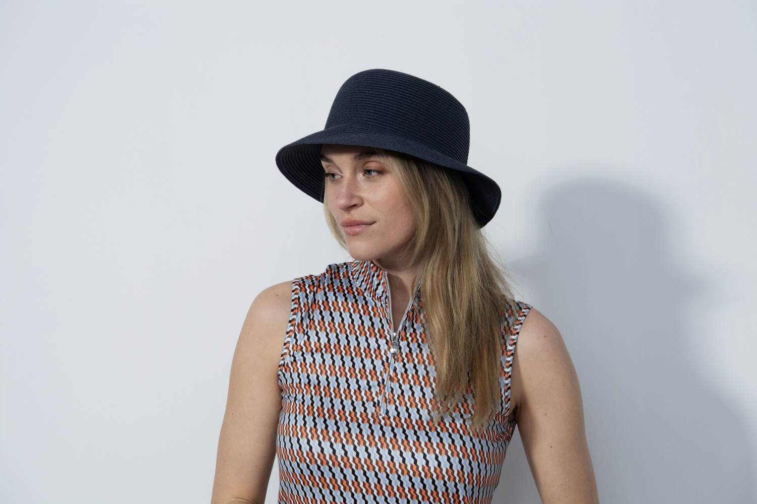 Navy Daily Sports Dubbo Hat Dame Kasket Str Onesize - Daily Sports Caps  - 7314341277261